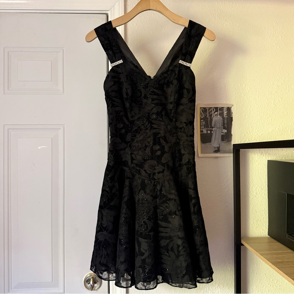 FLIRTATIONS ALFRED ANGELO black vintage sheer floral rhinestone‎ sleeveless mini